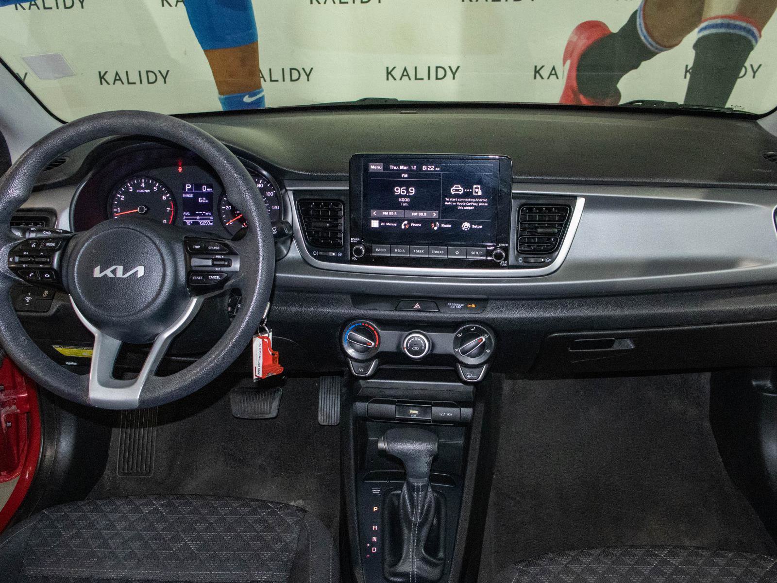 Used 2023 Kia Rio S image 3