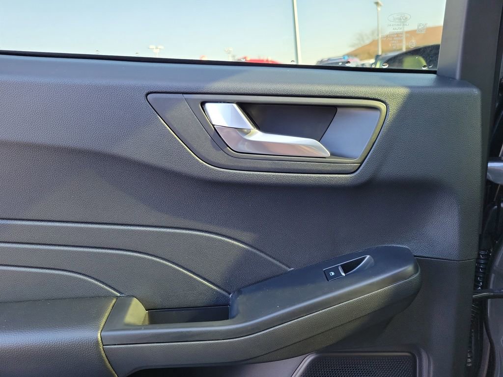New 2026 Ford Escape ST-Line w/ Tech Pack #1 image 14
