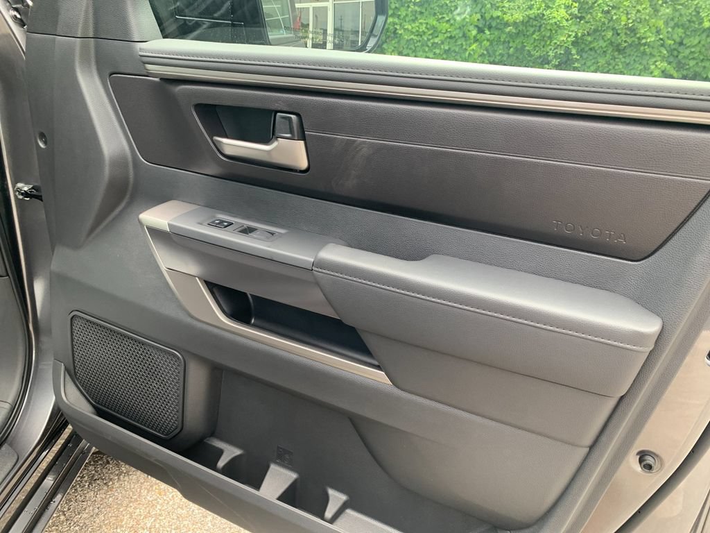 New 2026 Toyota Tundra SR5 AWD/4WD image 18