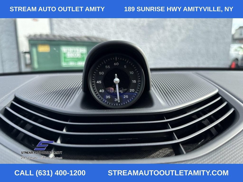 Used 2023 Porsche Taycan 4S AWD/4WD image 24