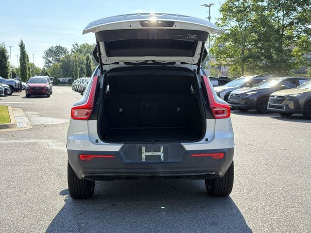 Used 2021 Volvo XC40 T5 R-Design w/ Advanced Package AWD/4WD image 14