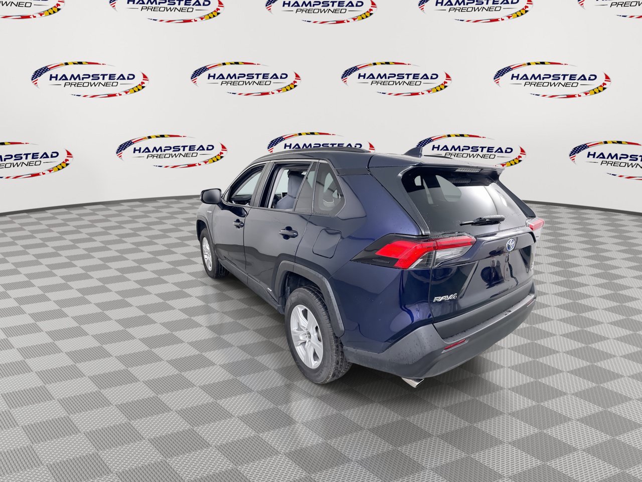 Used 2021 Toyota RAV4 XLE w/ Convenience Package AWD/4WD image 6