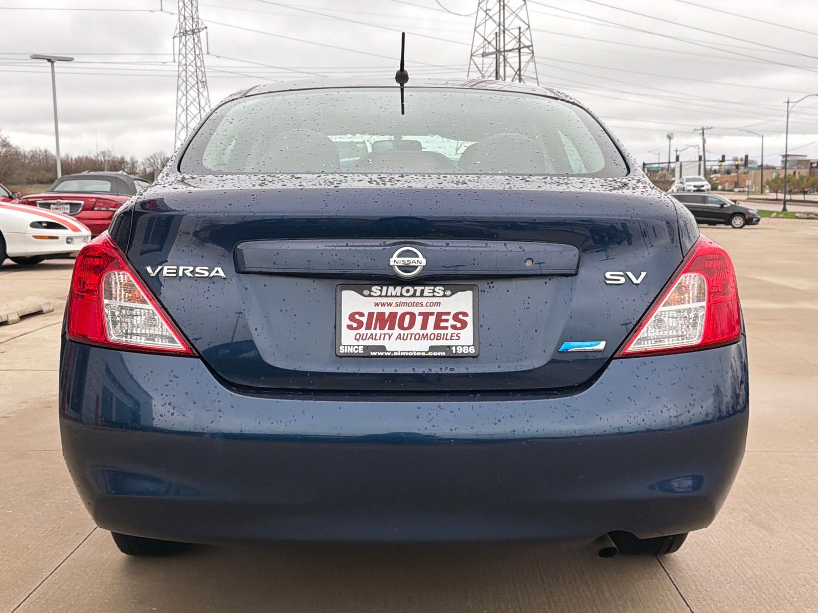 Used 2012 Nissan Versa SV w/ Convenience Pkg FWD image 7