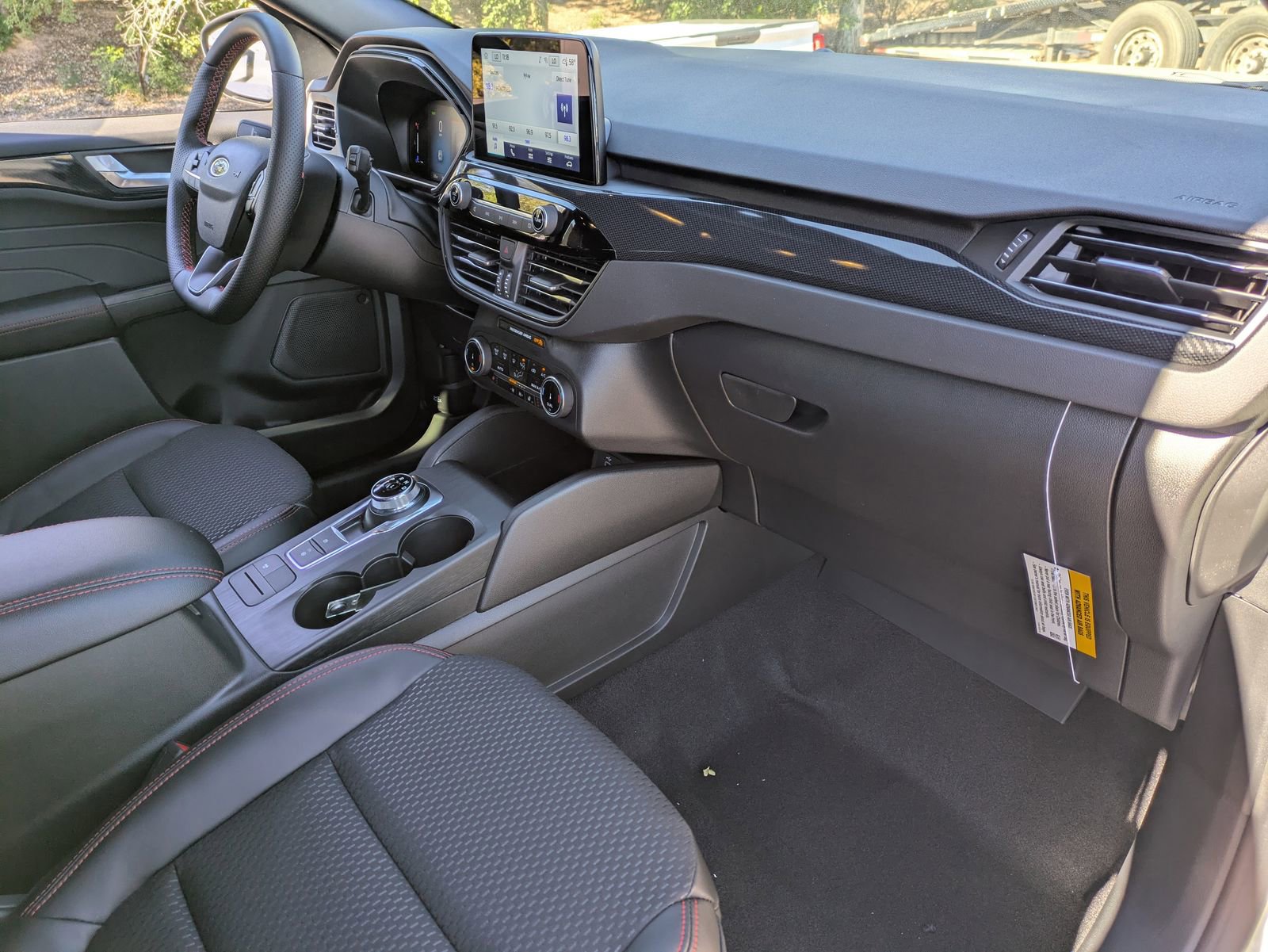 New 2026 Ford Escape ST-Line Select AWD/4WD image 46