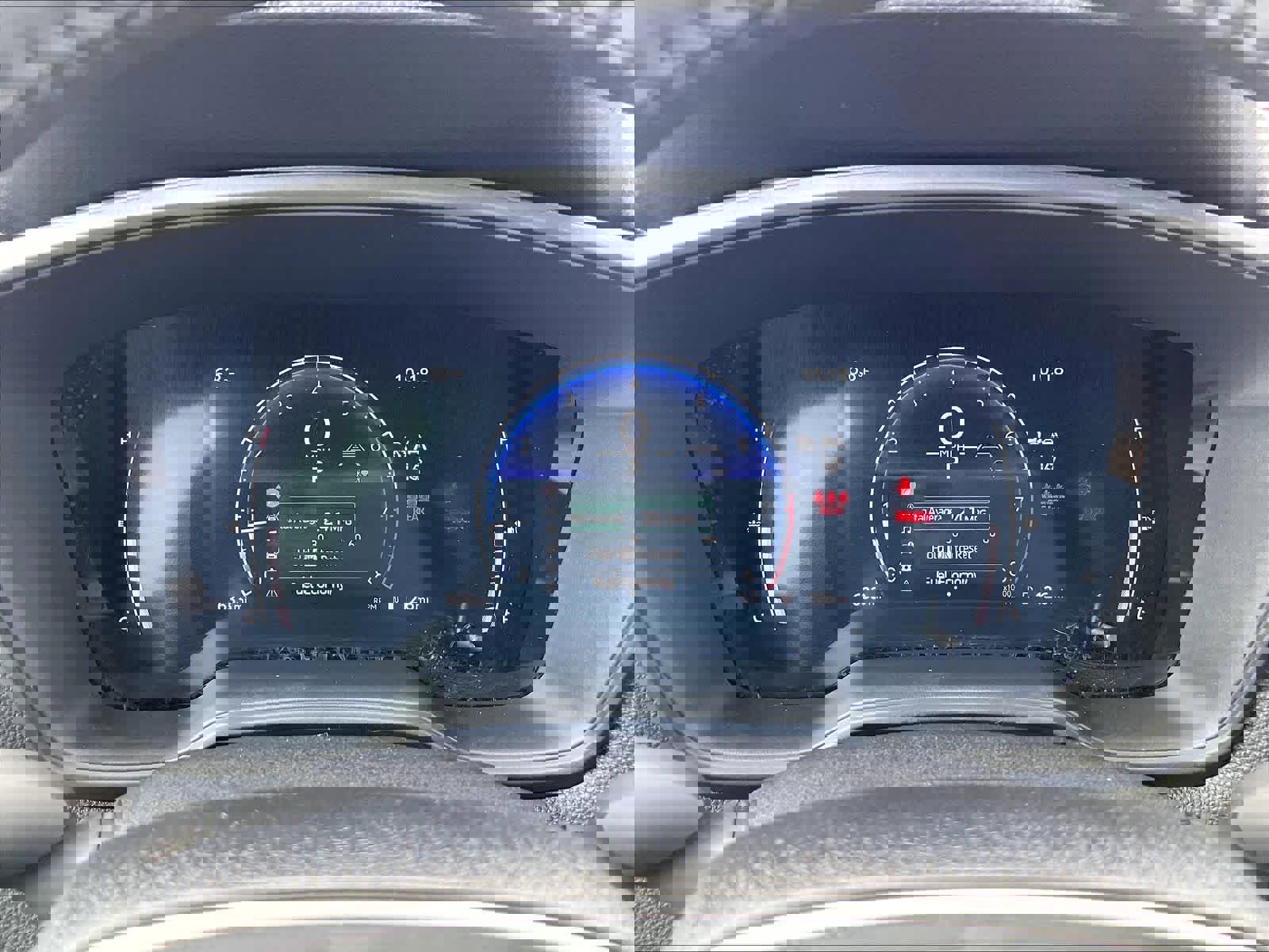 Used 2026 Toyota Corolla Cross LE w/ Moonroof Package image 25