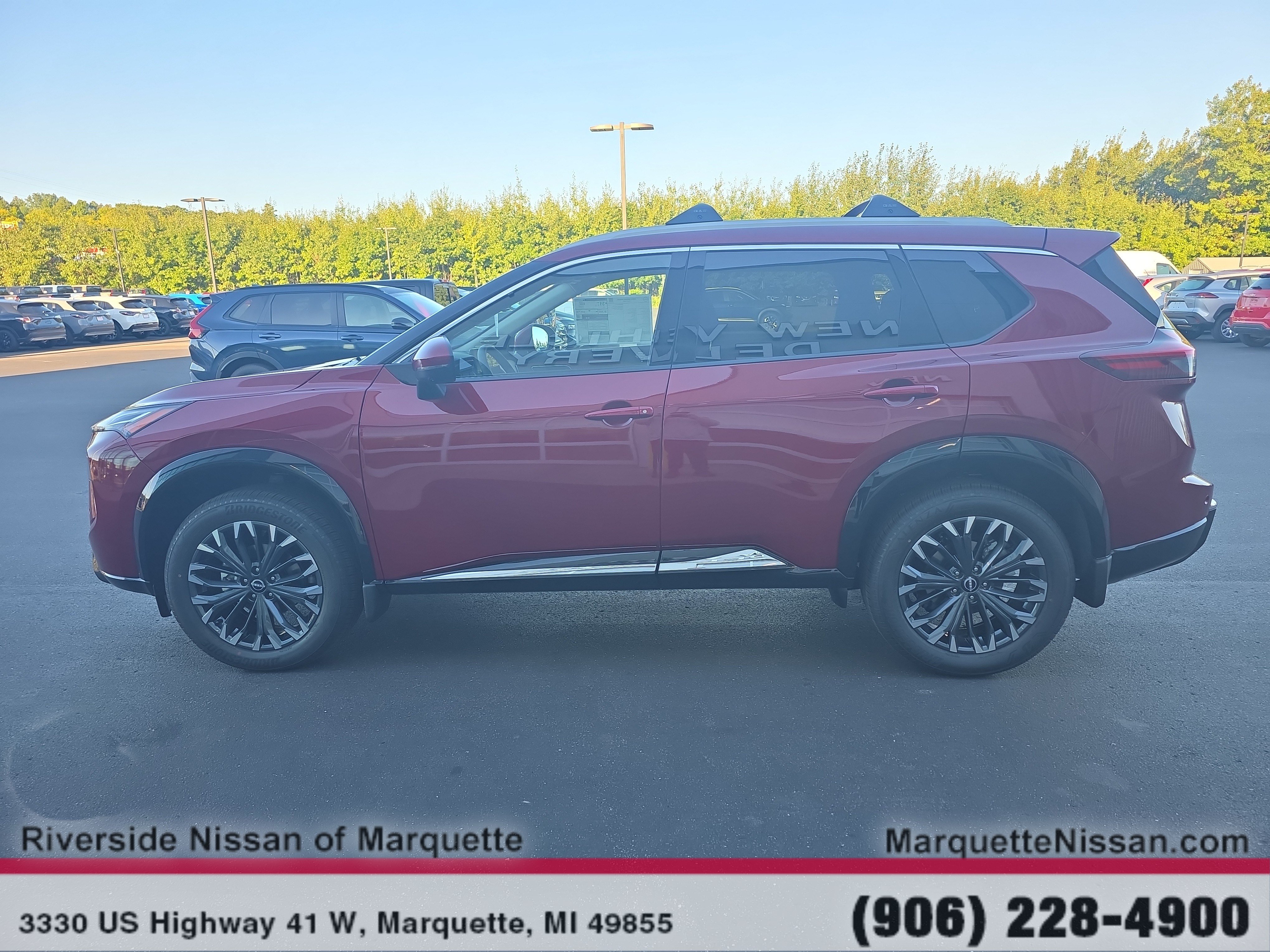 New 2026 Nissan Rogue Platinum AWD/4WD image 4
