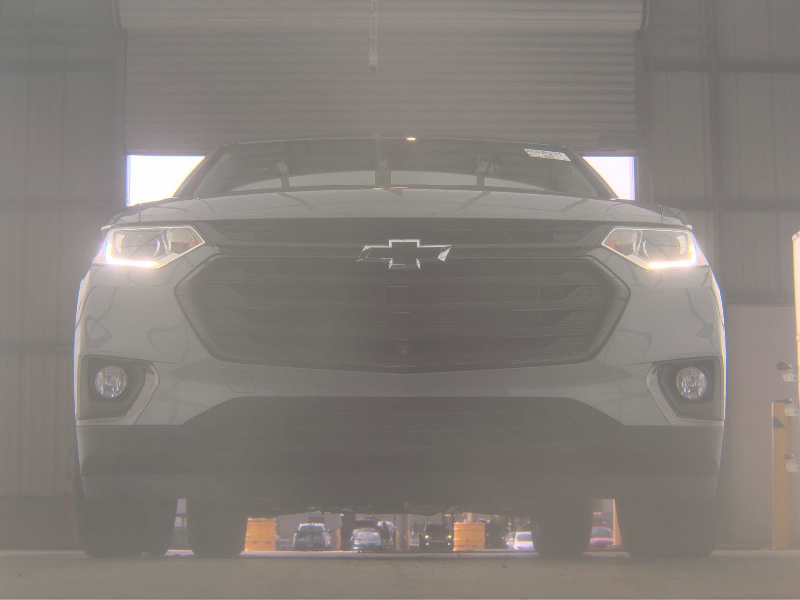 Used 2021 Chevrolet Traverse LT w/ LT Premium Package image 3