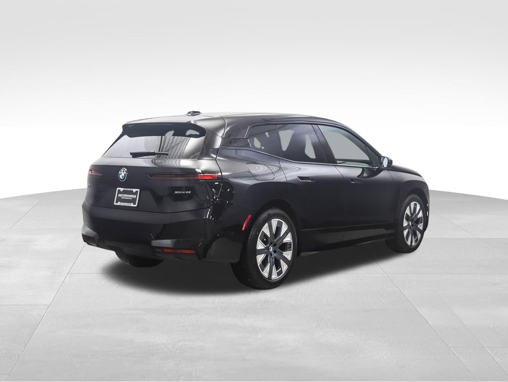New 2026 BMW iX xDrive45 w/ Premium Package image 5