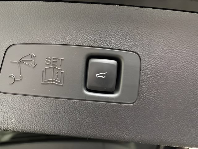 Used 2025 Lincoln Corsair Reserve w/ Equipment Group 202A FWD image 29