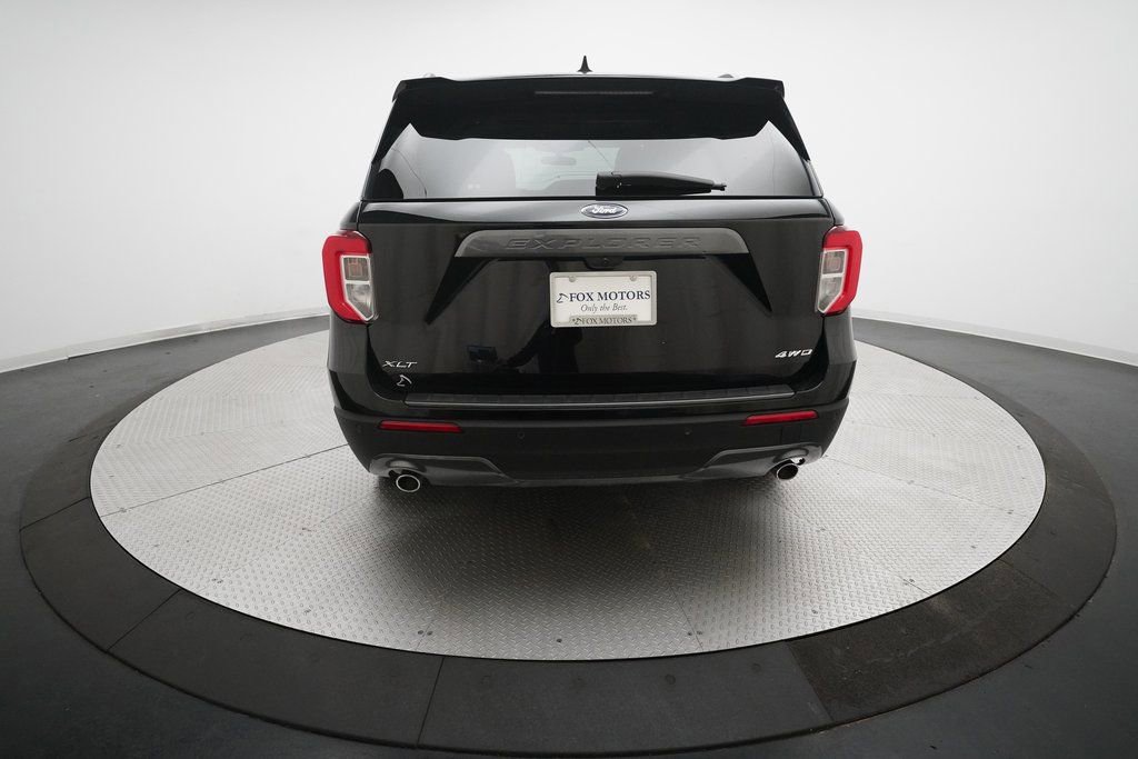 Used 2023 Ford Explorer XLT w/ Equipment Group 202A image 27