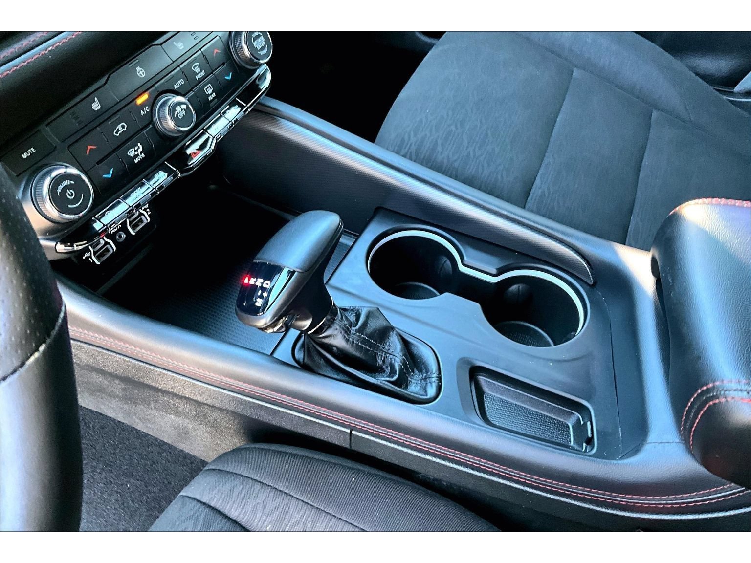 Used 2026 Dodge Durango GT AWD/4WD image 28