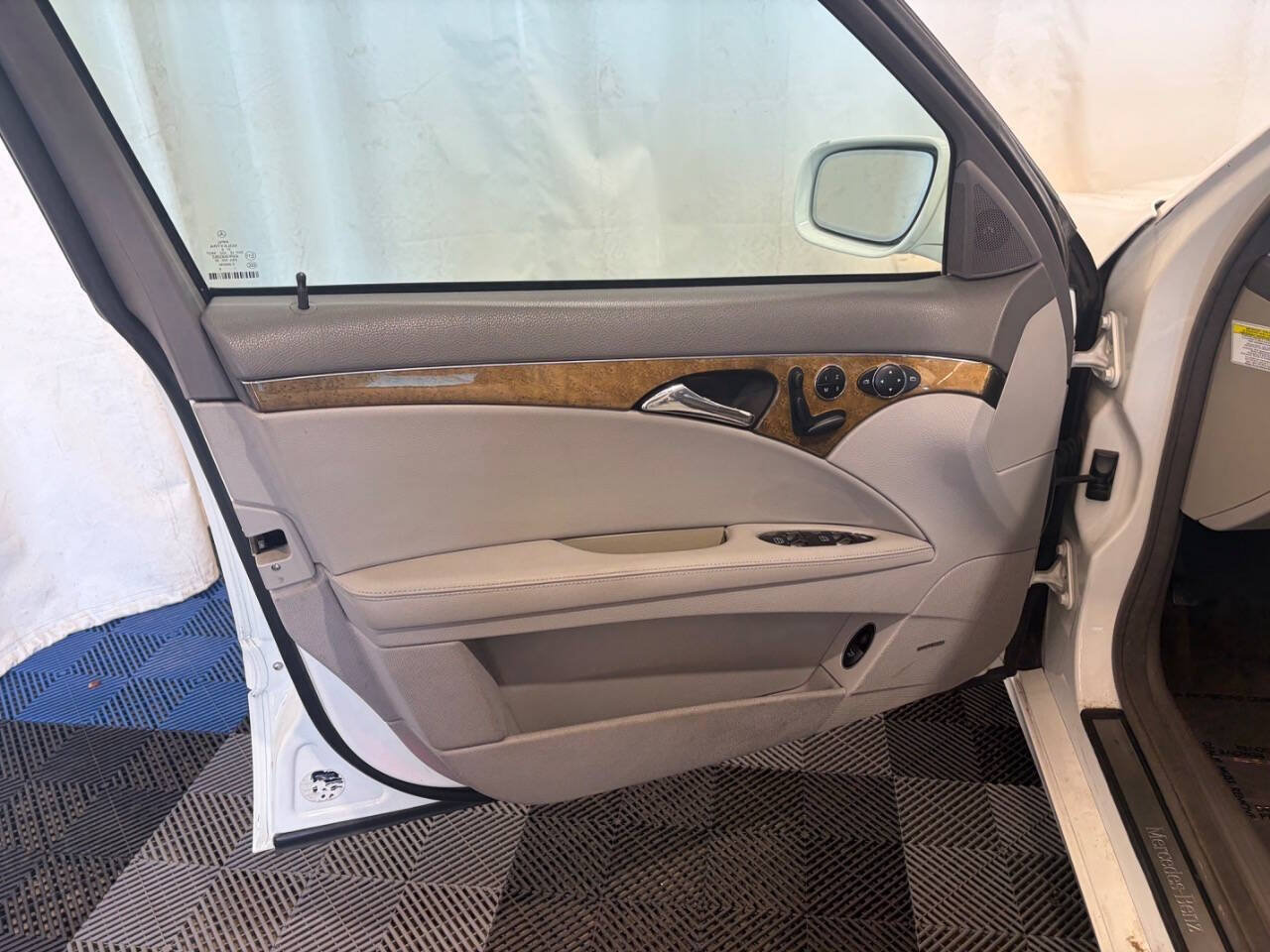Used 2007 Mercedes-Benz E 350 Sedan image 8