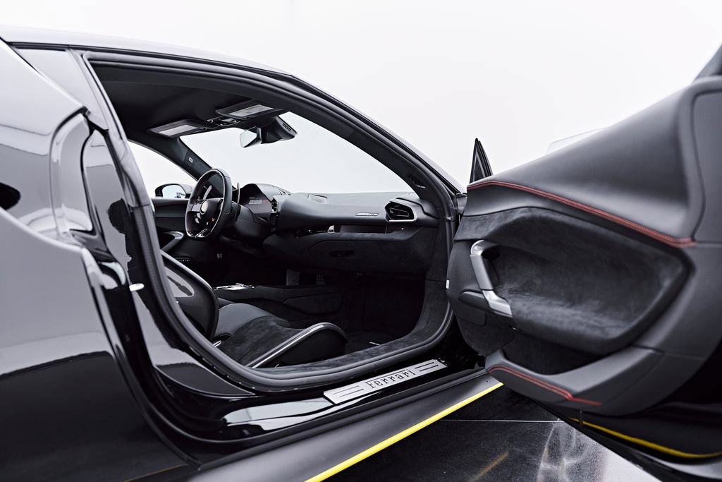 Used 2023 Ferrari 296 GTB RWD image 33