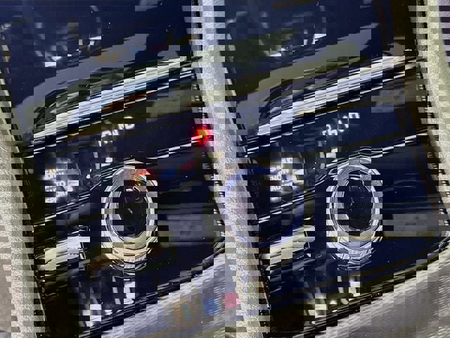 New 2025 Jeep Grand Cherokee L Limited w/ Luxury Tech Group II image 20