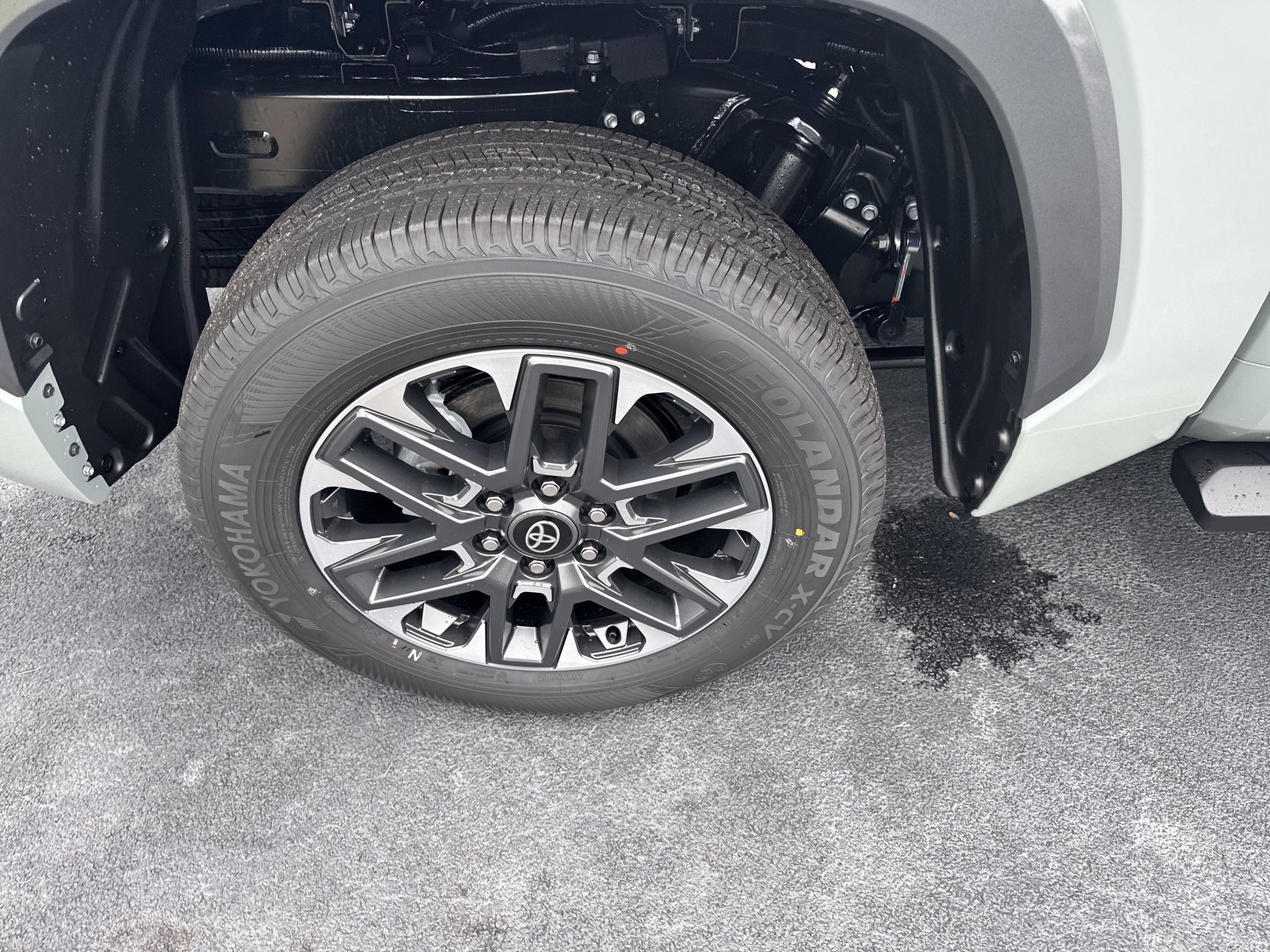 New 2026 Toyota Tundra Limited AWD/4WD image 11