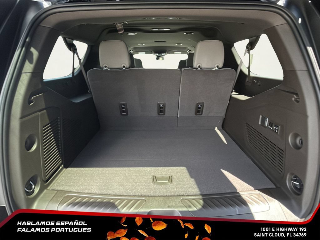 New 2026 GMC Yukon XL Elevation w/ LPO, Elevation Black Package AWD/4WD image 30