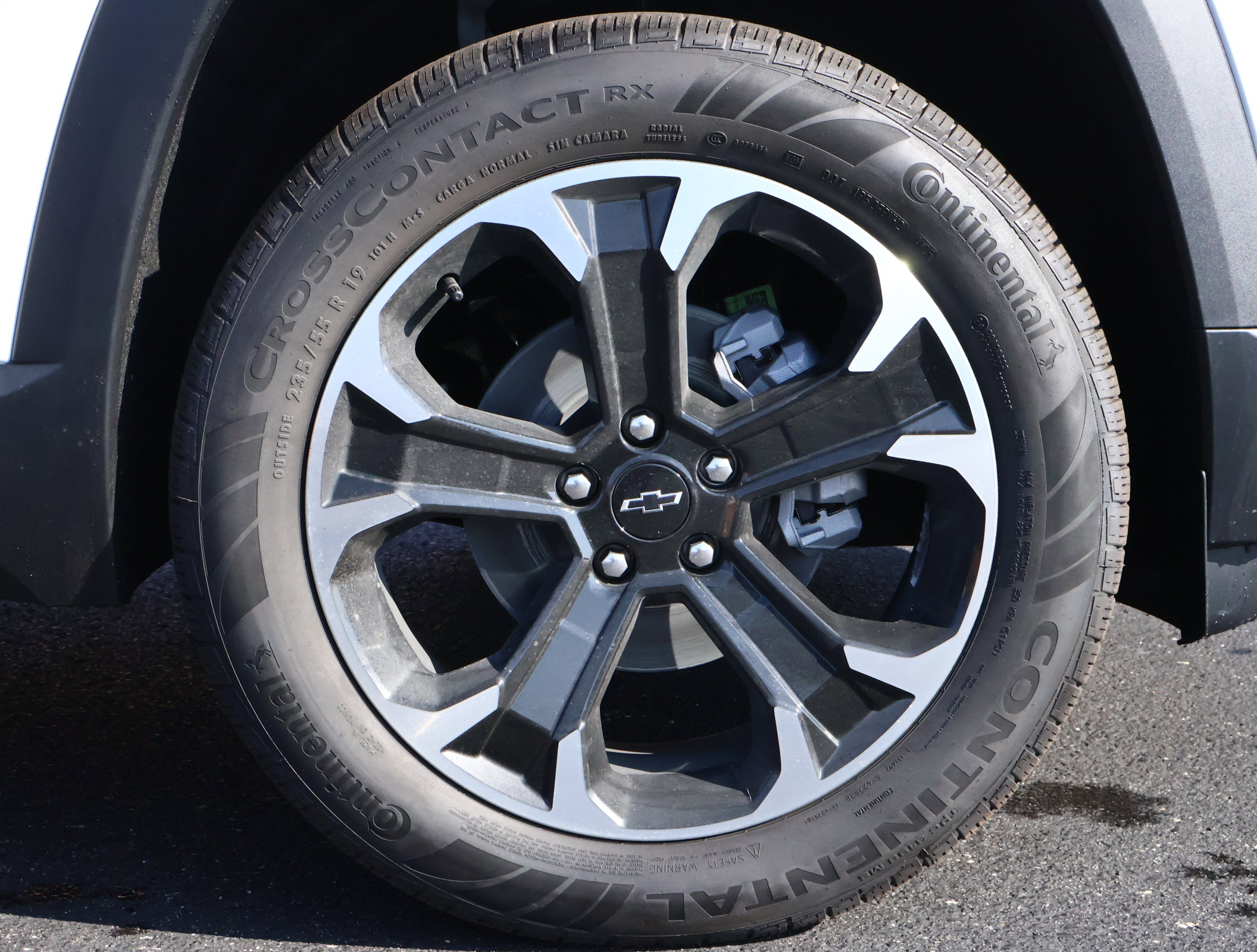 New 2026 Chevrolet Equinox LT w/ Convenience Package II image 24