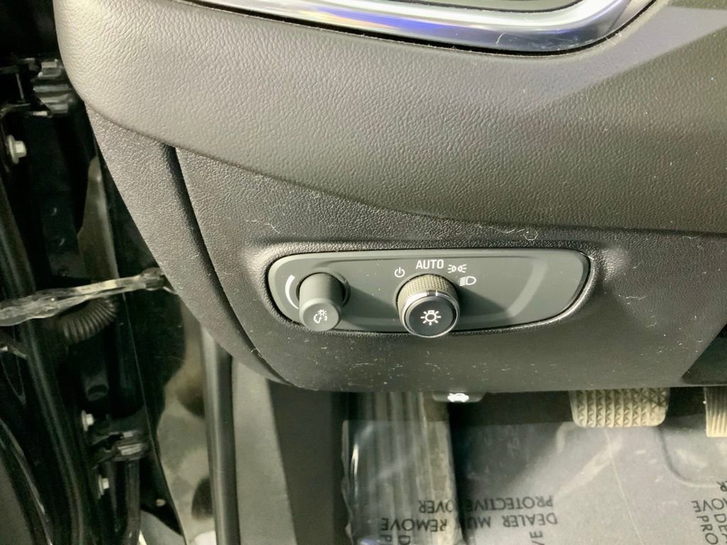 Used 2019 Chevrolet Equinox LT image 21