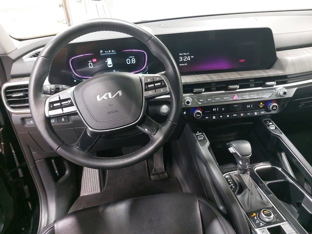 Used 2023 Kia Telluride EX AWD/4WD image 17