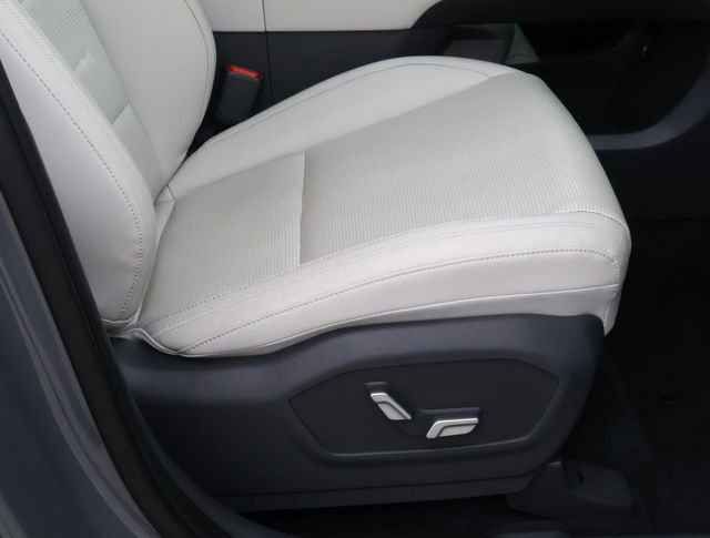 Used 2024 Hyundai Santa Fe Calligraphy image 18