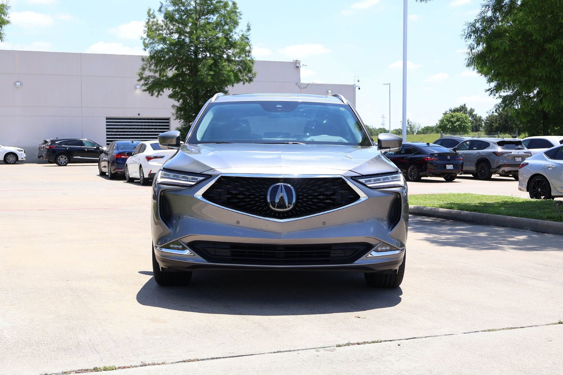 Used 2023 Acura MDX SH-AWD w/ Advance Package image 6