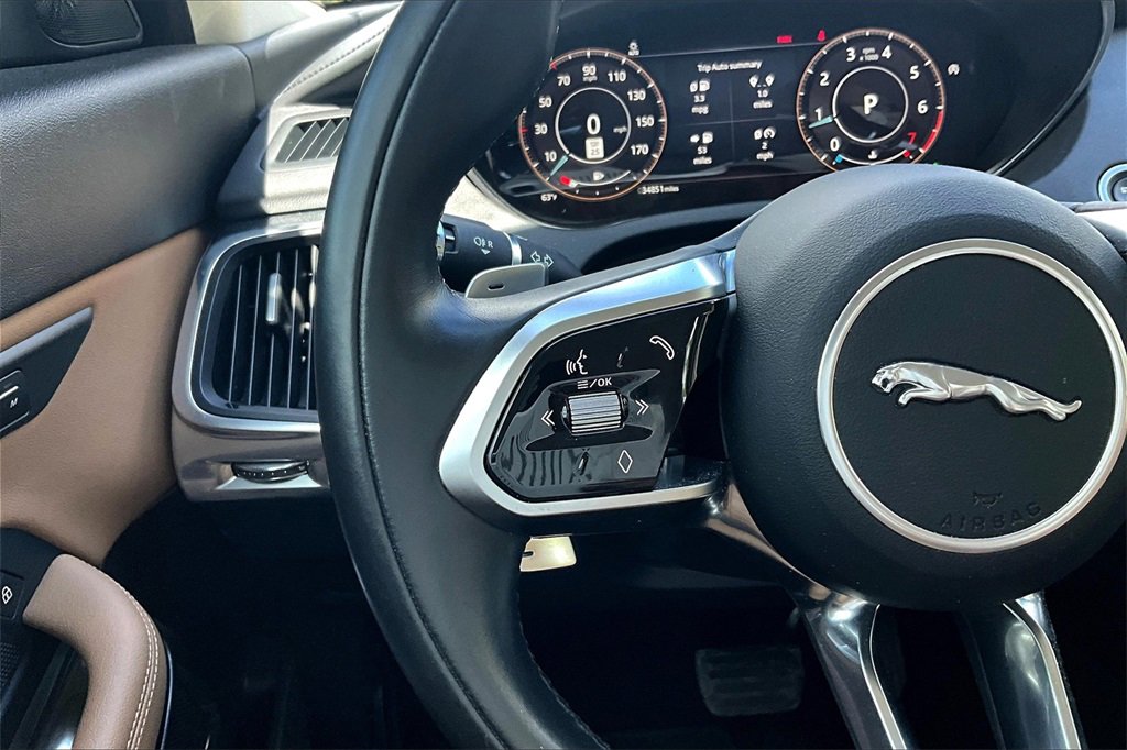 Used 2022 Jaguar E-PACE SE image 17