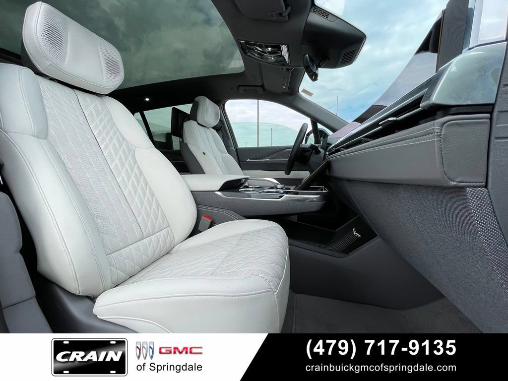 Used 2026 Cadillac Escalade IQ Sport 1 AWD/4WD image 31