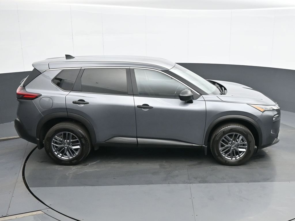 Used 2023 Nissan Rogue S AWD/4WD image 22