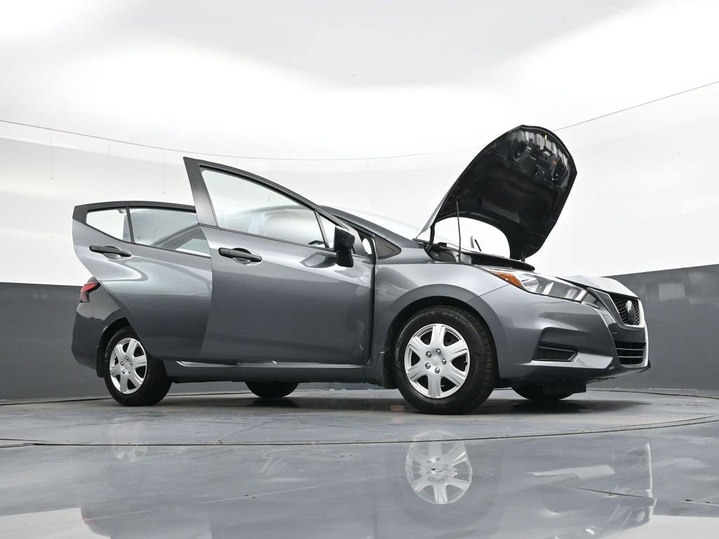 Used 2021 Nissan Versa S image 48