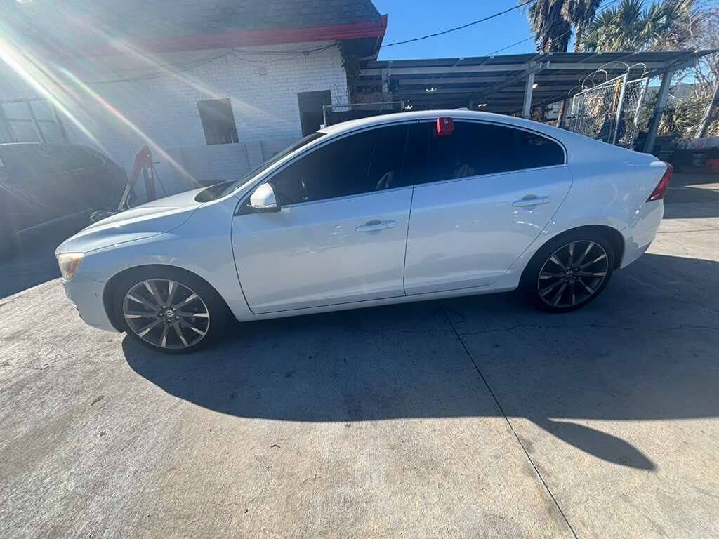 Used 2015 Volvo S60 T6 Platinum FWD image 13