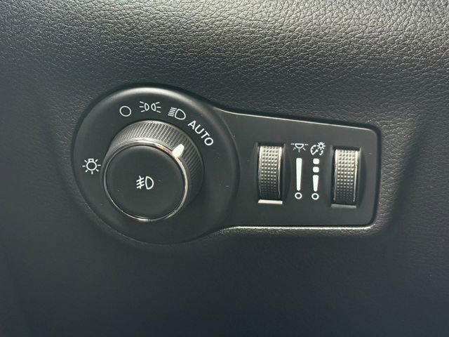 Used 2022 Jeep Compass Altitude image 9