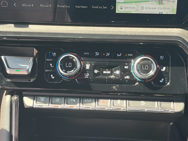 Used 2025 GMC Sierra 2500 AT4 AWD/4WD image 26