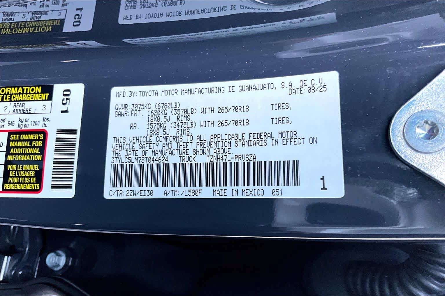 Certified 2025 Toyota Tacoma TRD Pro AWD/4WD image 34