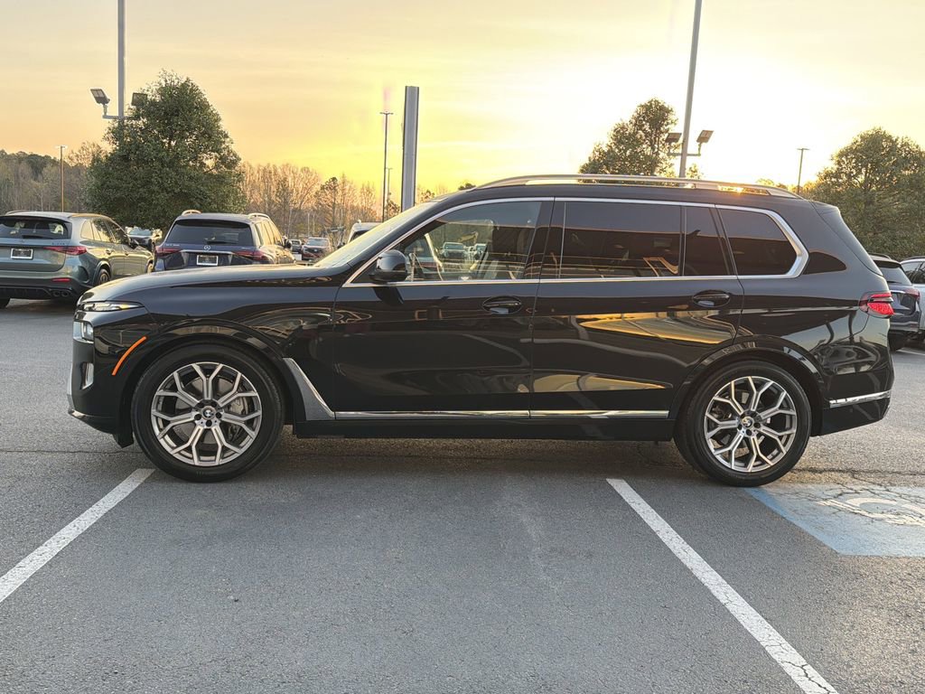 Used 2025 BMW X7 xDrive40i image 6