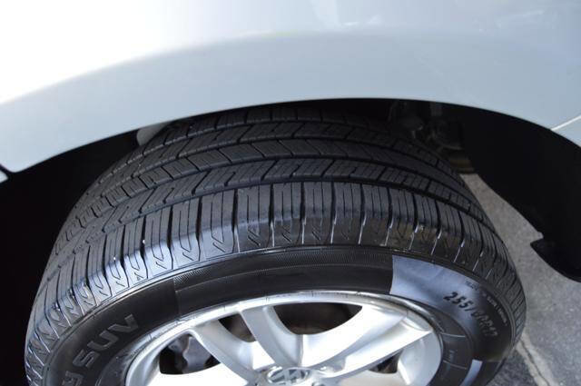 Used 2009 Volkswagen Touareg VR6 image 74