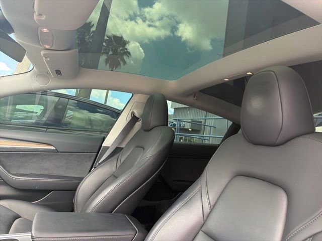 Used 2023 Tesla Model 3 Standard Range RWD image 10
