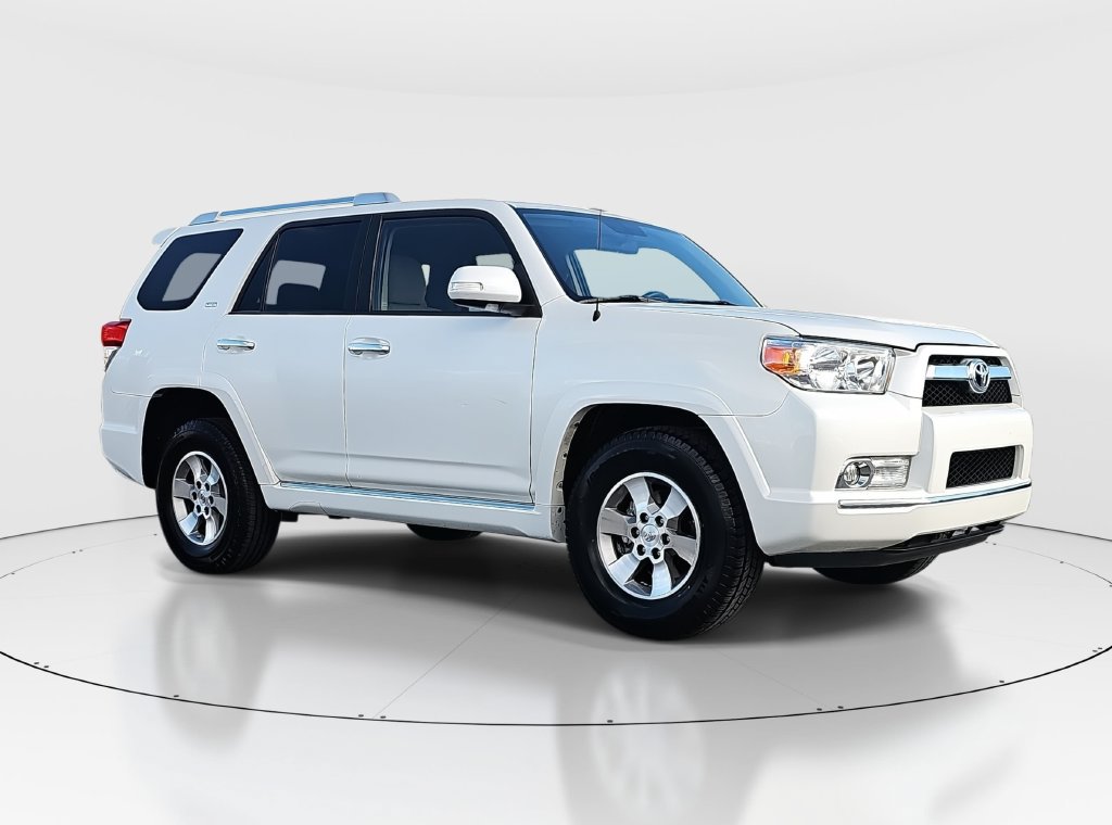 Used 2010 Toyota 4Runner SR5 RWD image 3