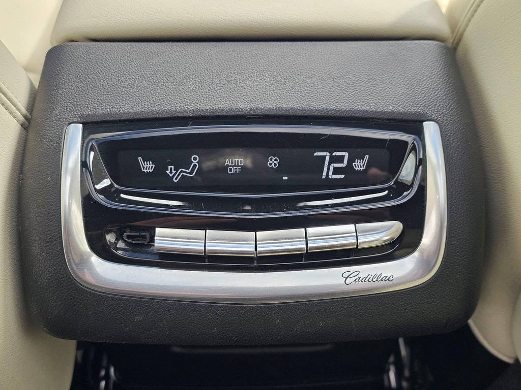 Certified 2023 Cadillac XT6 Sport image 17