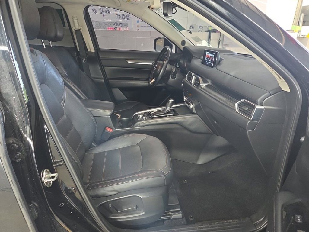 Used 2017 MAZDA CX-5 Grand Touring w/ Premium Package AWD/4WD image 8