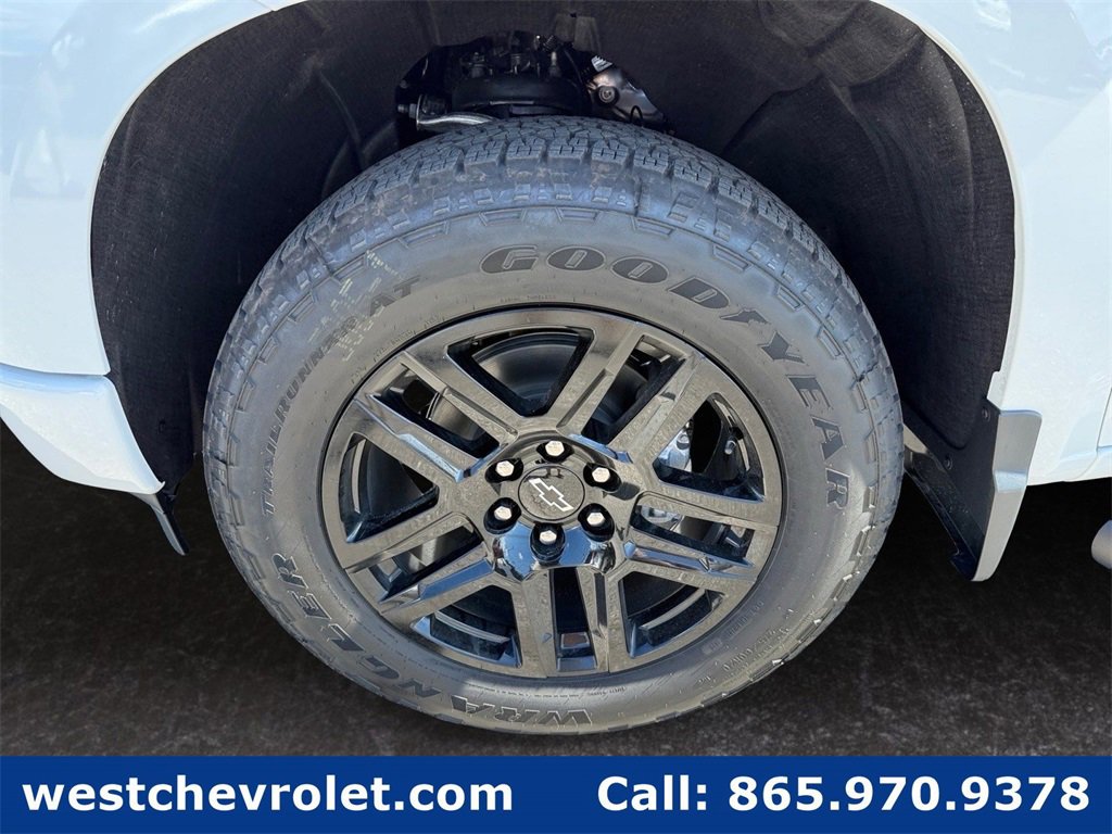 New 2026 Chevrolet Silverado 1500 RST w/ Dark Appearance Package image 8
