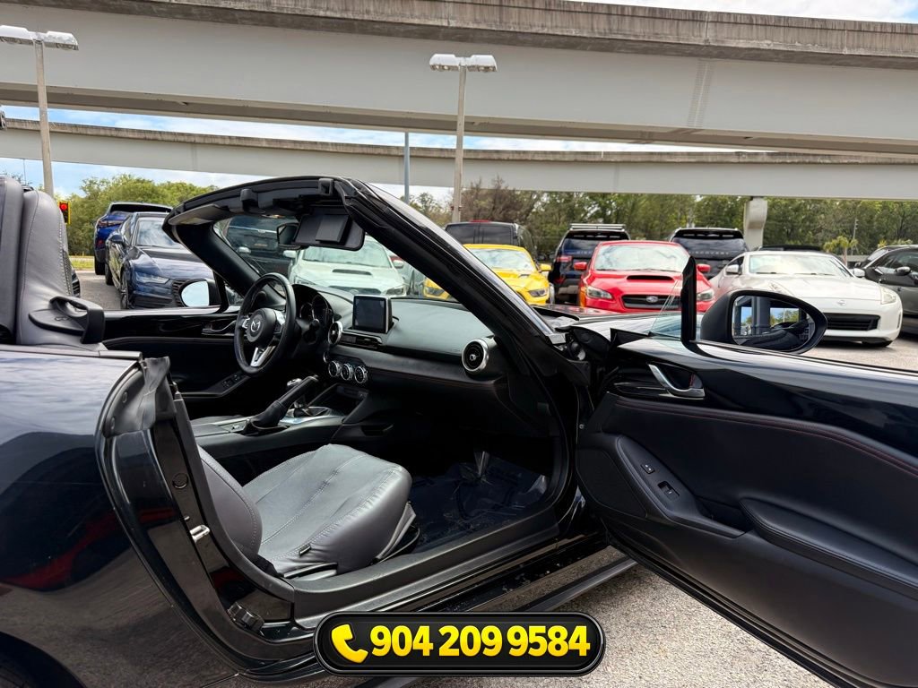 Used 2017 MAZDA MX-5 Miata Grand Touring RWD image 28