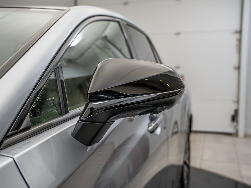 Certified 2024 Lexus RZ 300e Premium FWD image 9