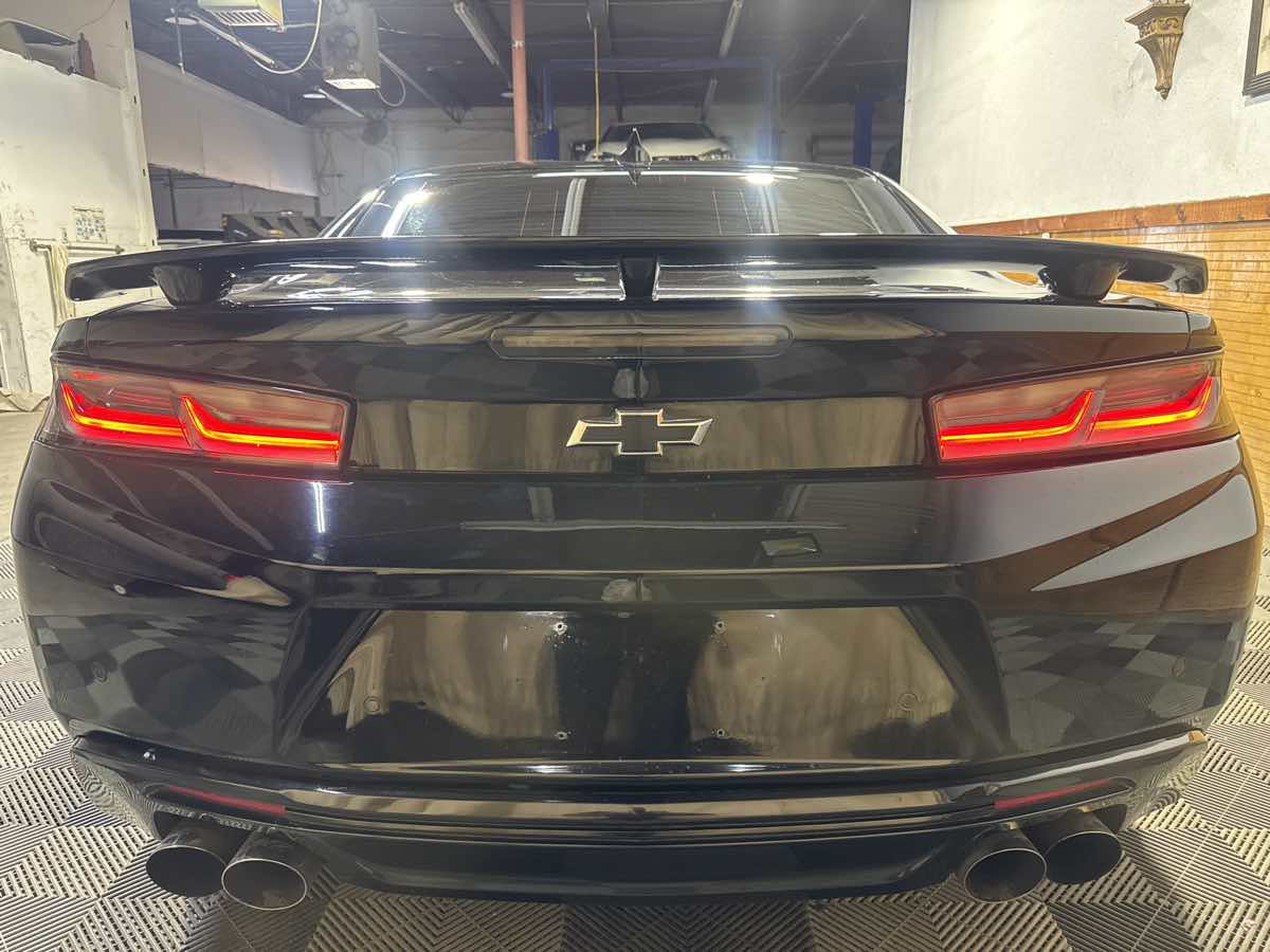 Used 2017 Chevrolet Camaro SS RWD image 3