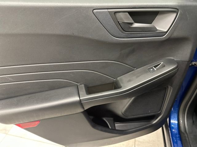 Used 2022 Ford Escape SE w/ Cold Weather Package image 33