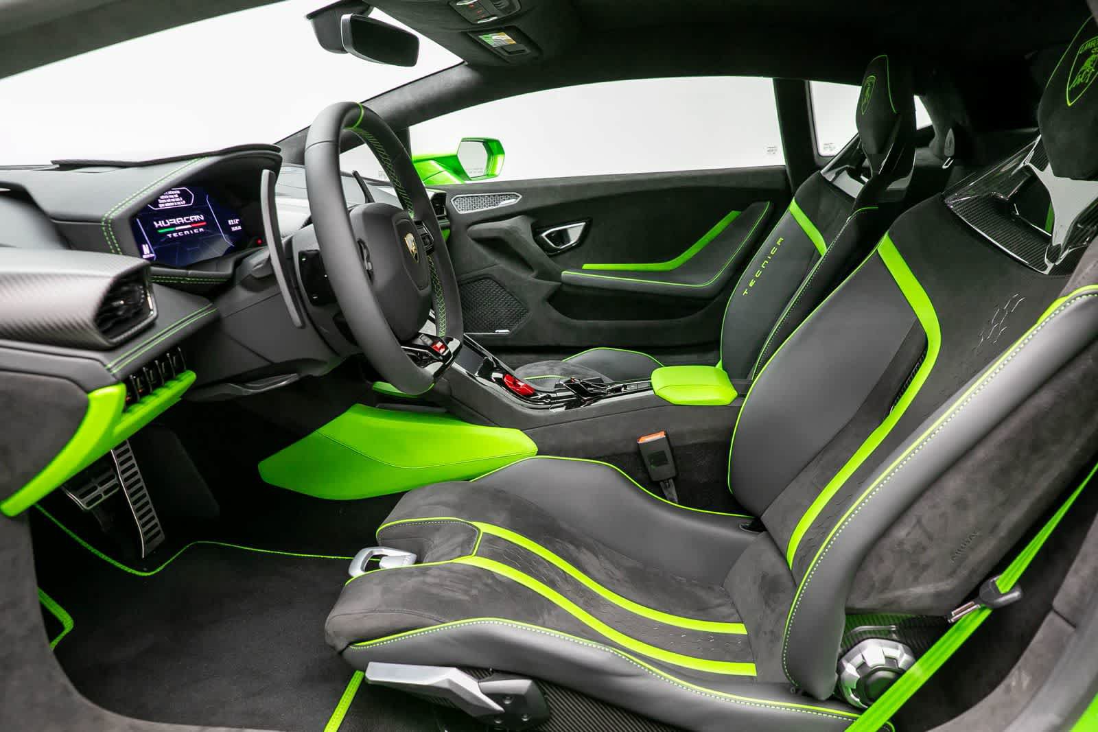 Used 2024 Lamborghini Huracan Tecnica RWD image 11
