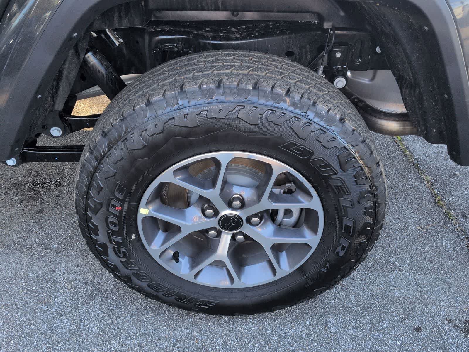 New 2026 Jeep Gladiator Sport AWD/4WD image 5
