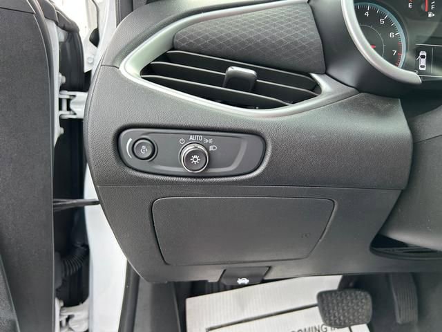 Used 2024 Chevrolet Malibu LT image 24