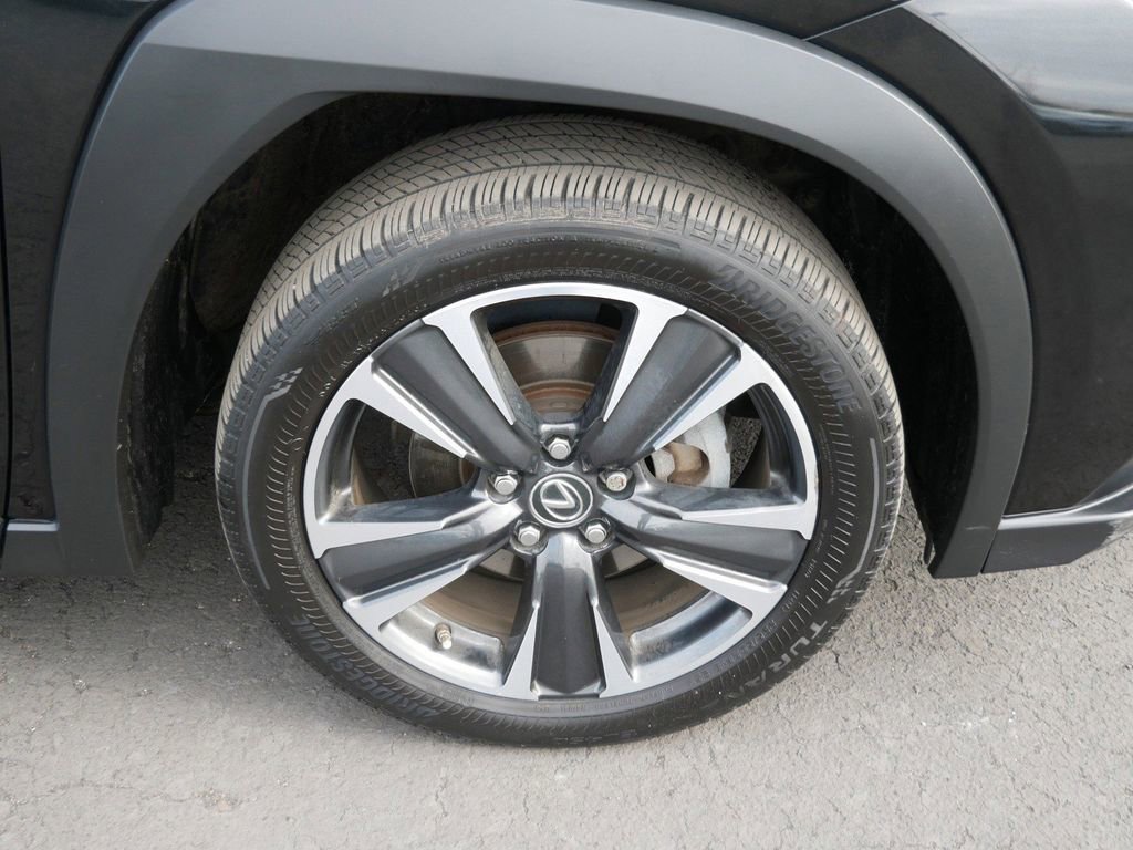 Used 2020 Lexus UX 250h w/ Premium Package image 8