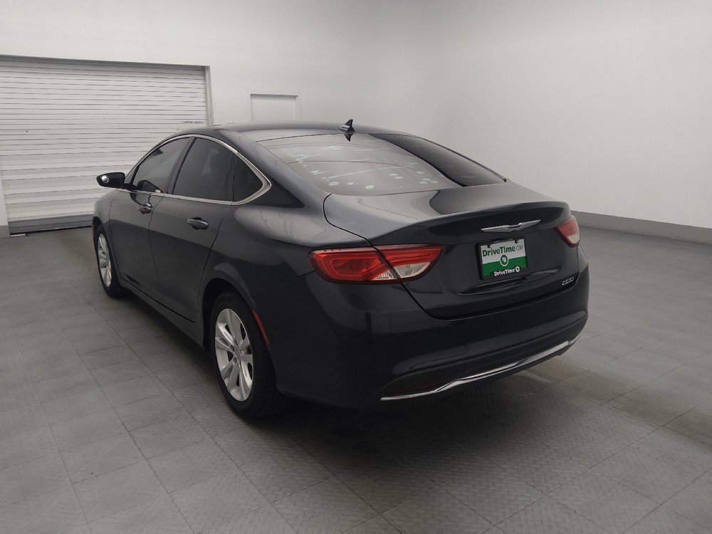 Used 2017 Chrysler 200 Limited Platinum w/ Comfort & Convenience Group FWD image 5