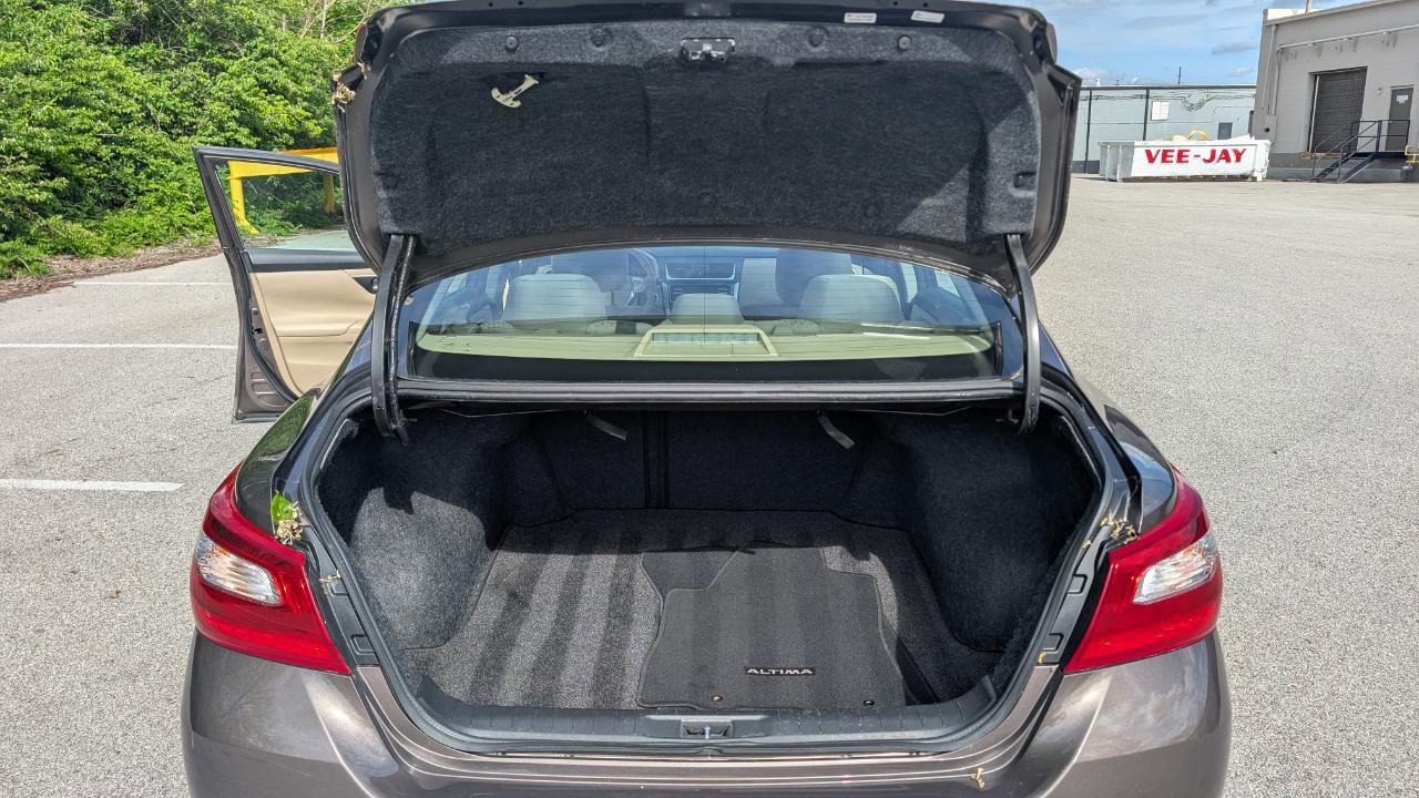 Used 2016 Nissan Altima 2.5 S w/ Power Driver Seat Package FWD image 28